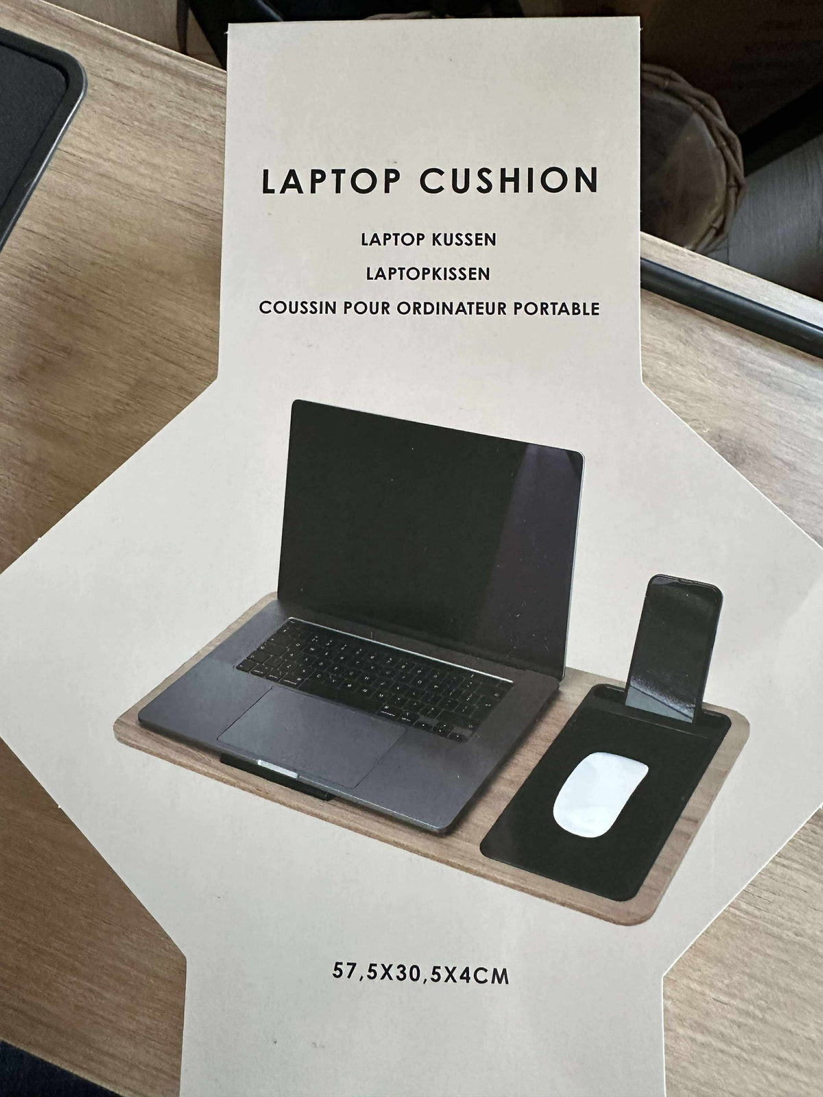Dienbladtafel voor laptop en telefoon