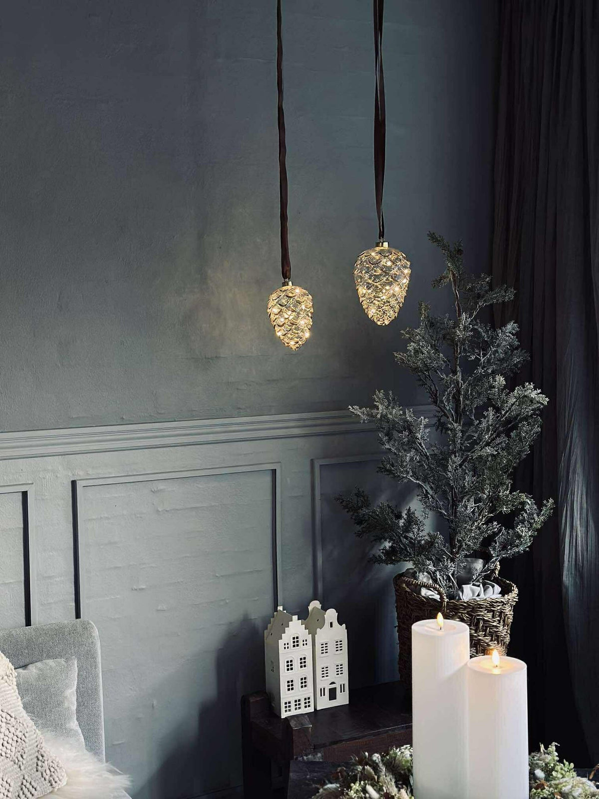 Dennenappel hangdecoratie van glas