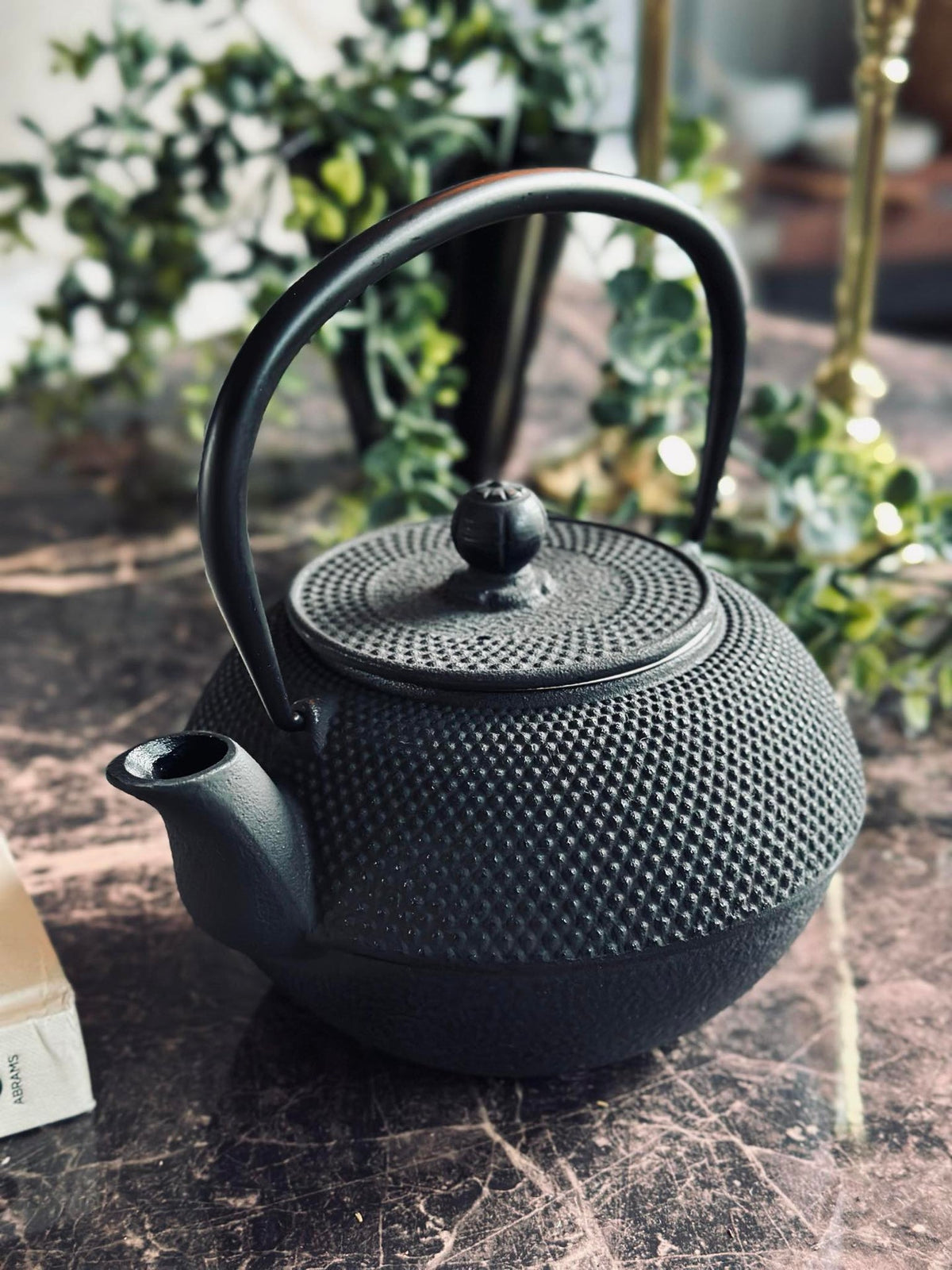 Theepot van gietijzer - 1200ml.