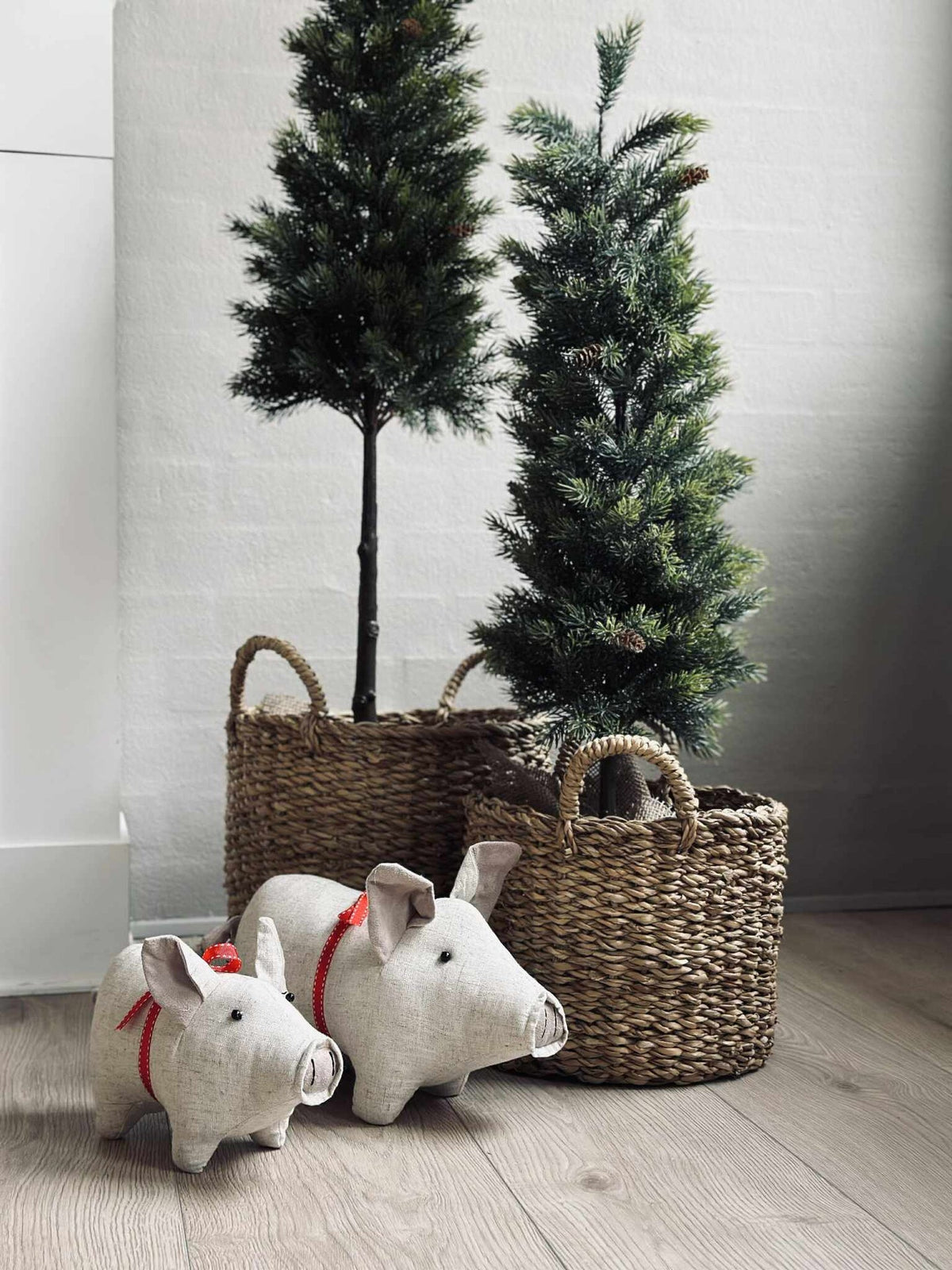 Kerstvarken met strik - Zand