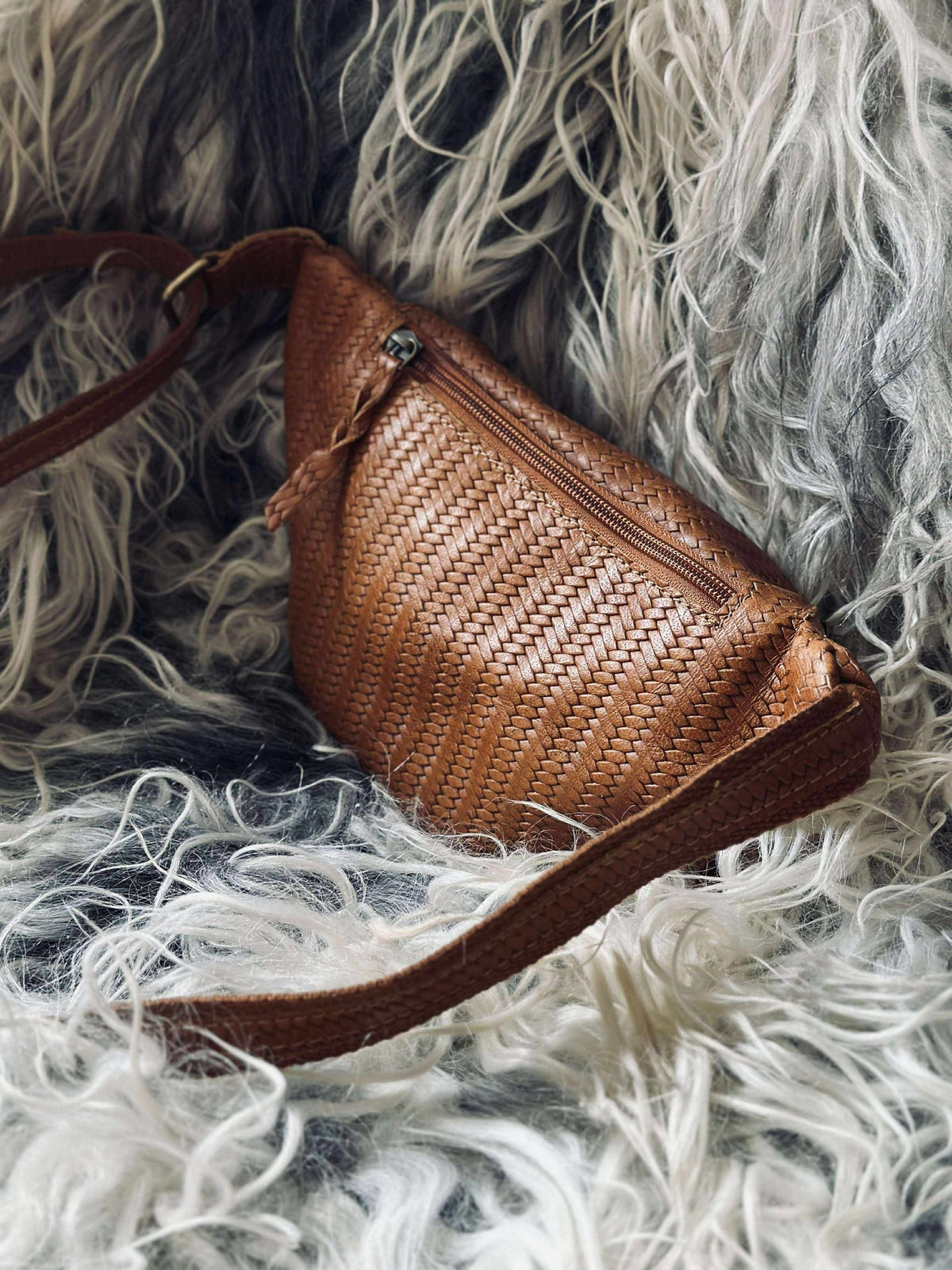 Bumbag Tasha - Cognac vlechtwerk