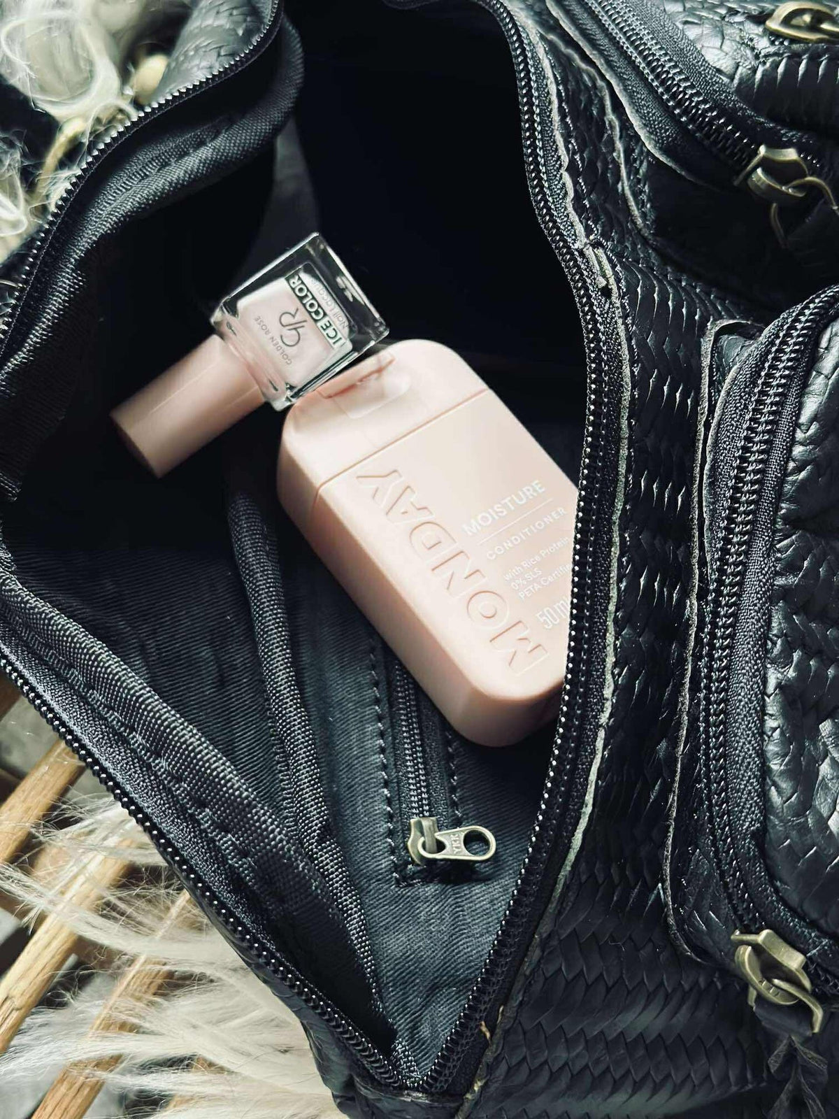 Bumbag Kaya - Zwart gevlochten