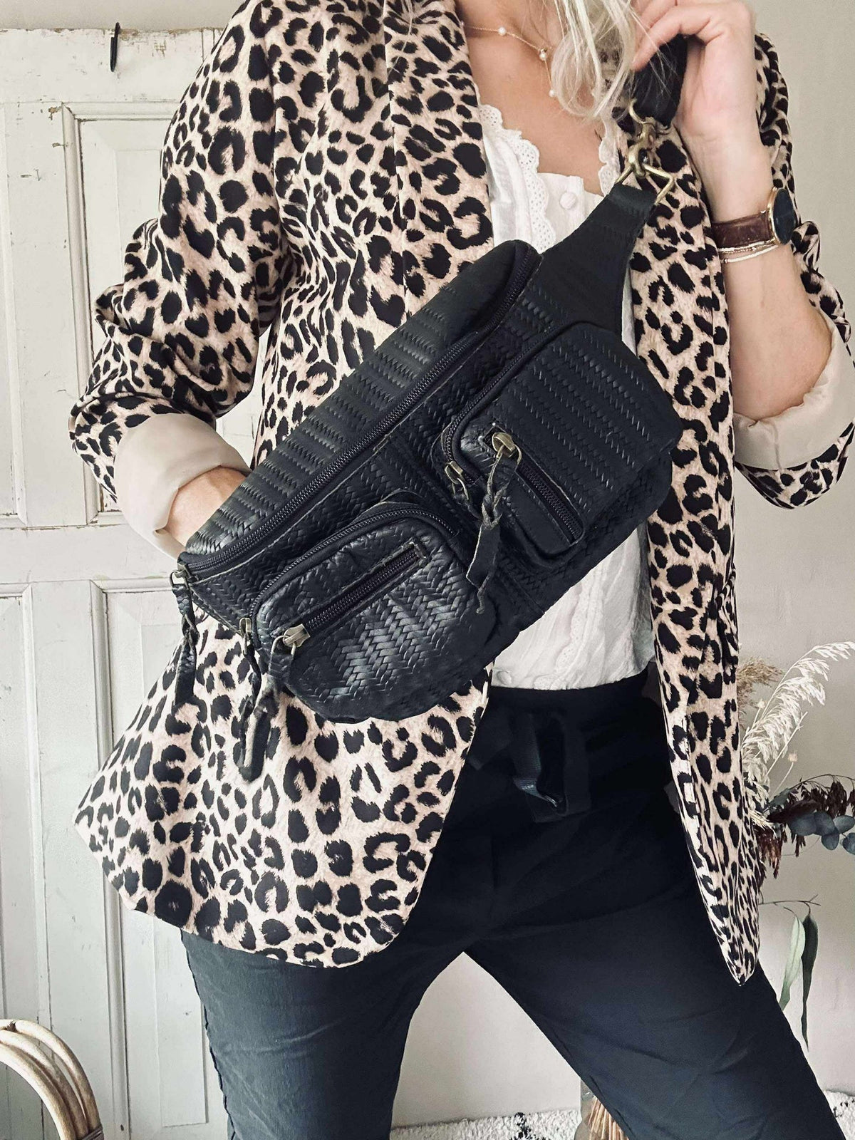 Bumbag Kaya - Zwart gevlochten