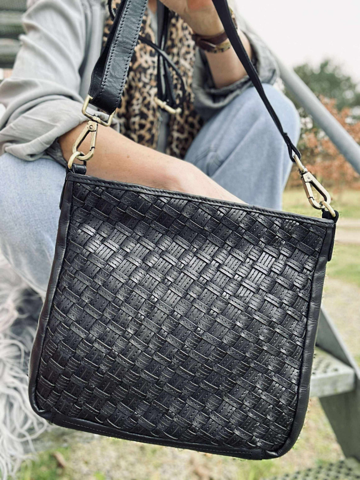 Crossbody Mika medium - Black