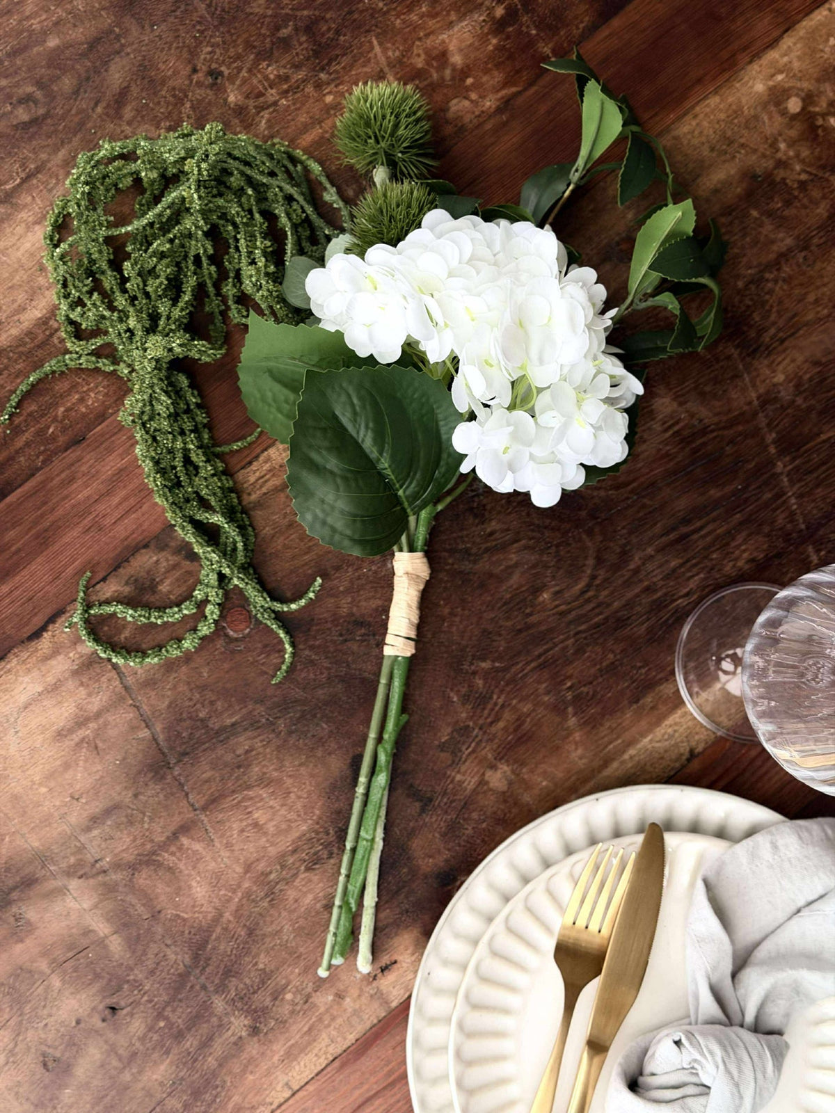 Boeket - Kleine witte hortensia / Lime