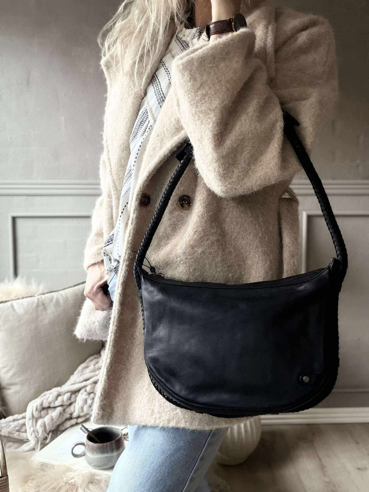 Handtas met mooie gevlochten band - Black
