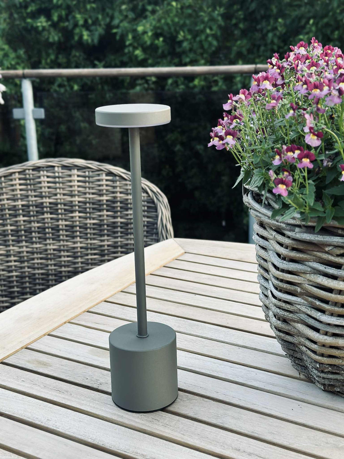 LED-tafellamp KELLY Taupe - oplaadbaar