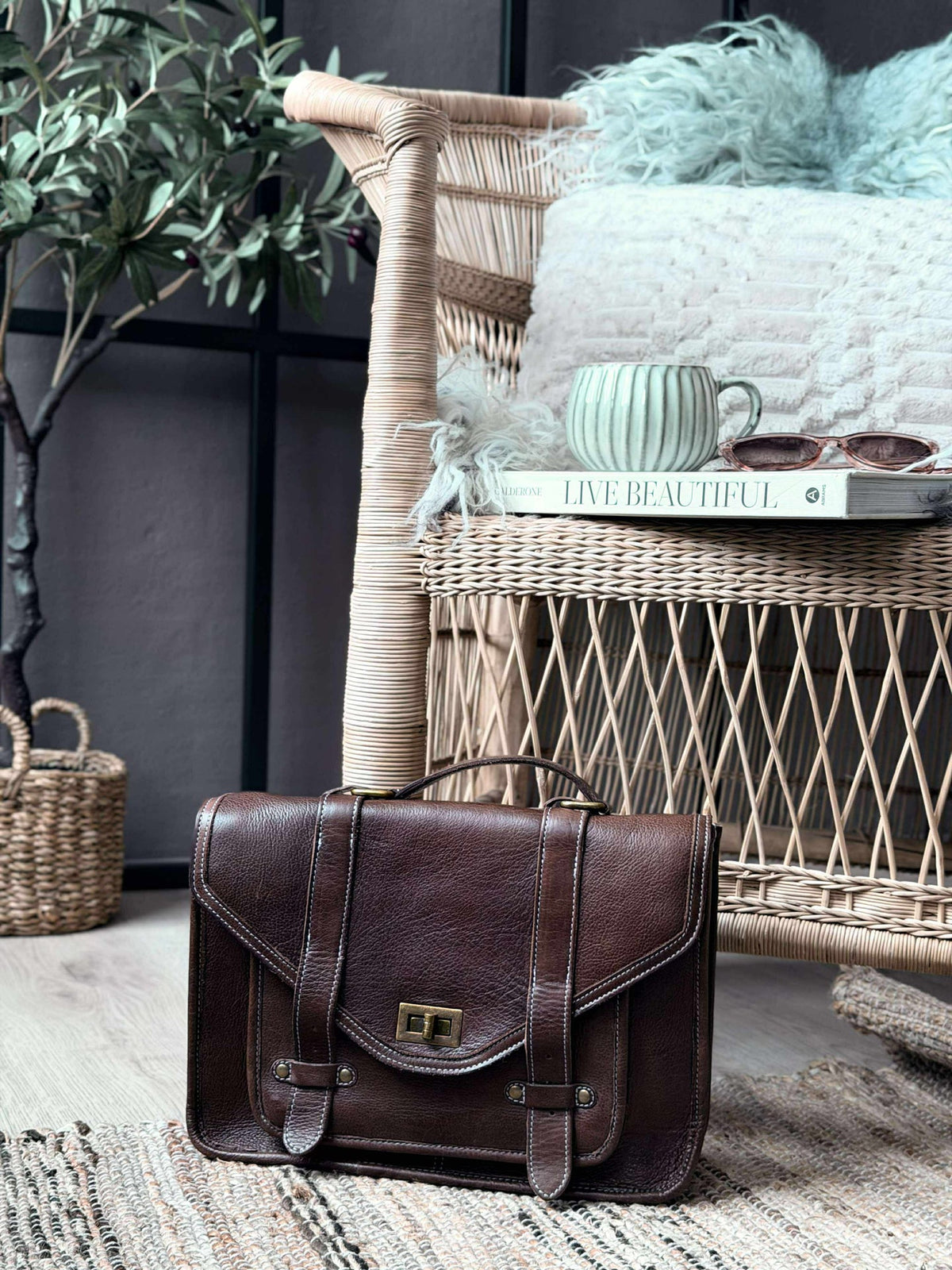 Tas Hallie – Wood