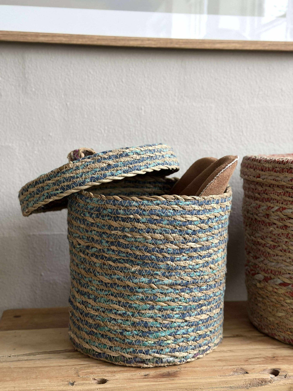 Manden met deksel COLOR - Set van 3 stuks