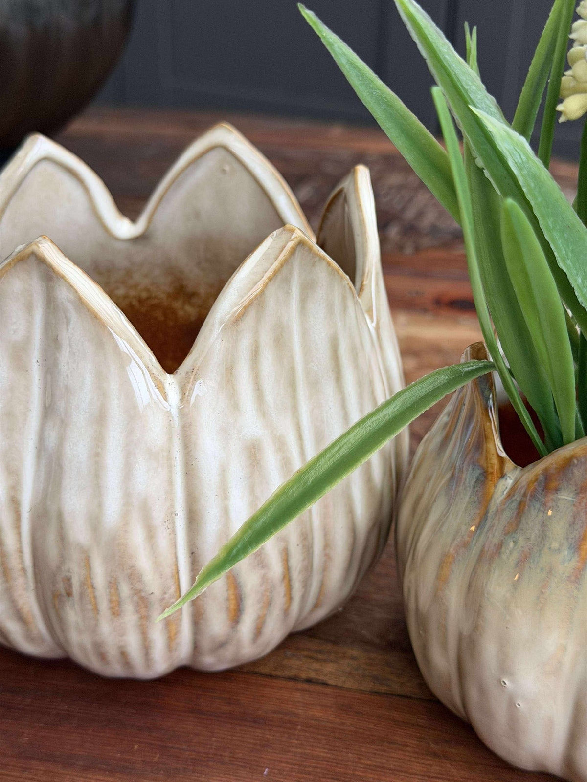 Bloempotten TULIP beige- Meerdere maten