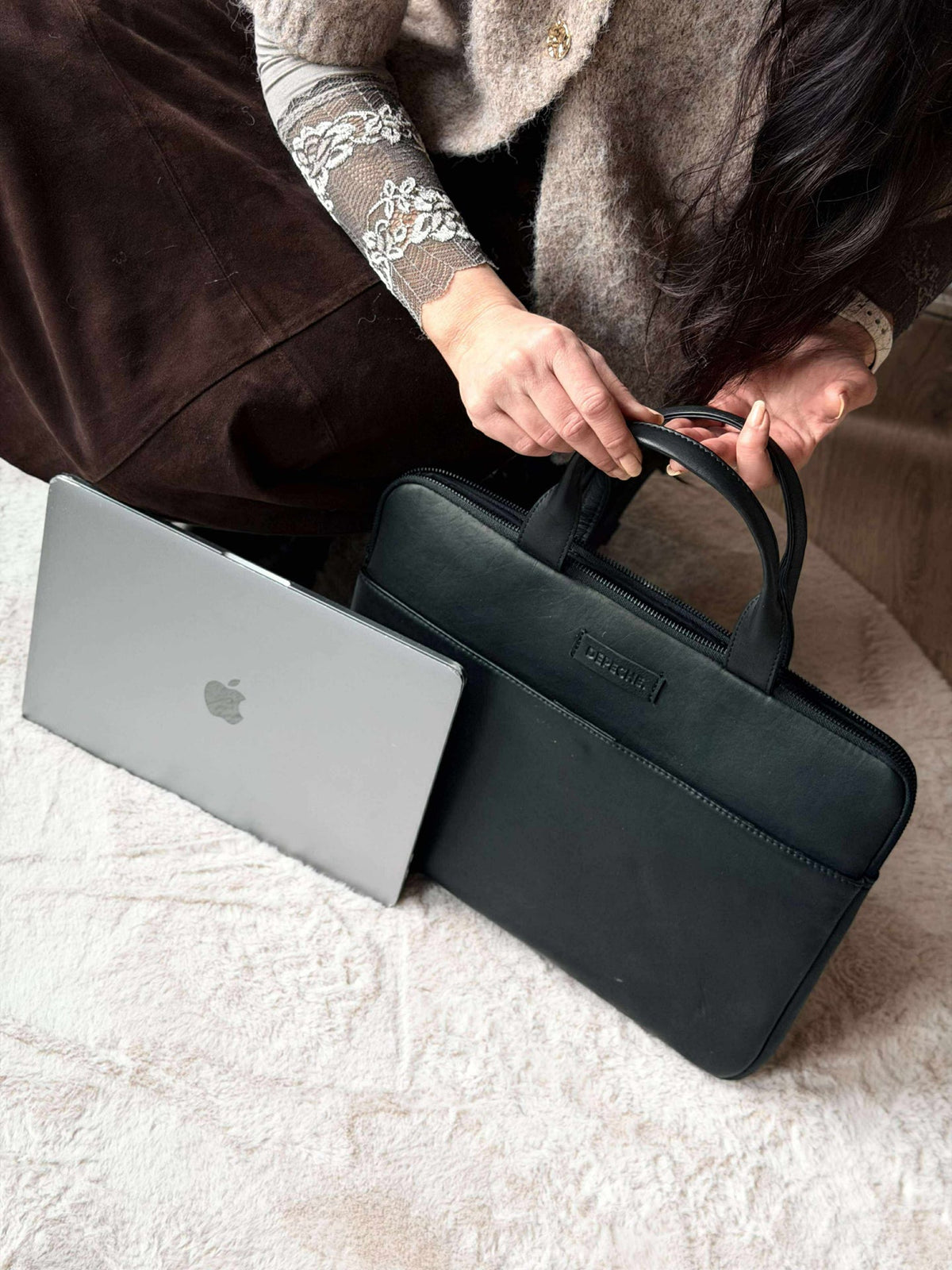 Computercover met handvatten en voorvak