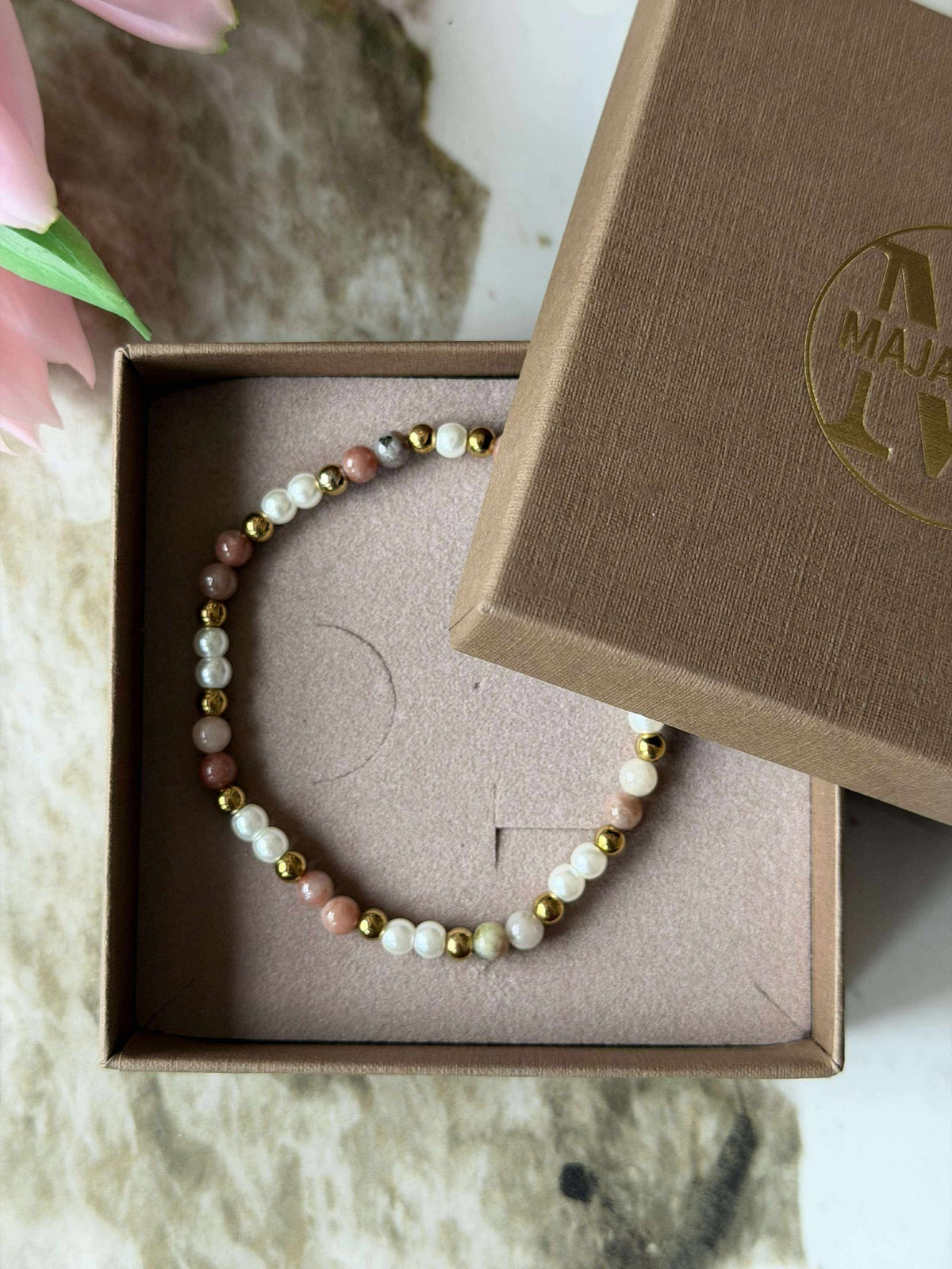 Armband Asta - Natuursteen goudkleurig