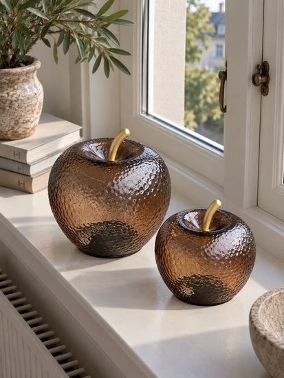 Æble Gouden tafellamp met gouden appeldesign in koperkleur
