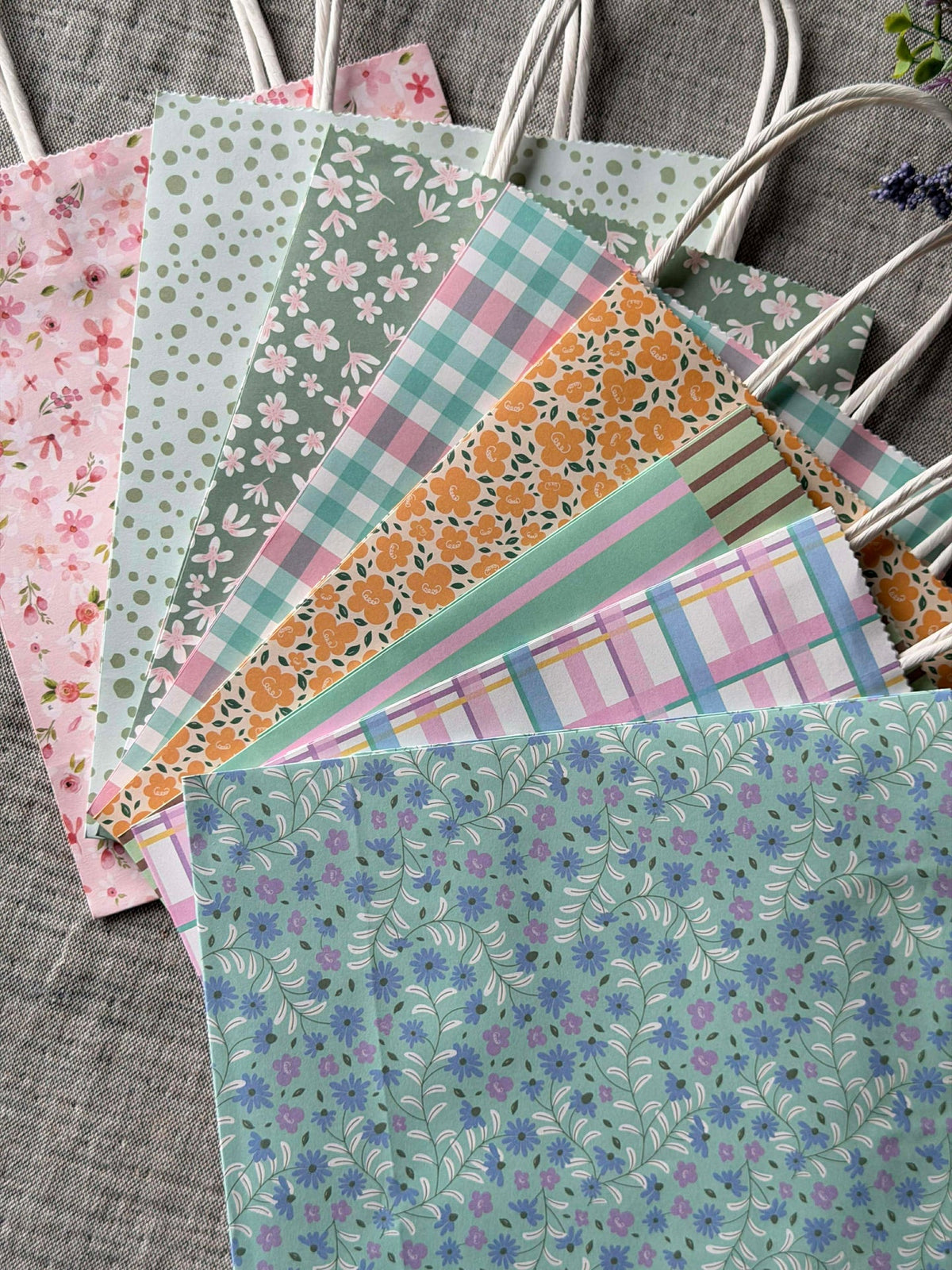 Gavepose small - Color Mix 1 st.