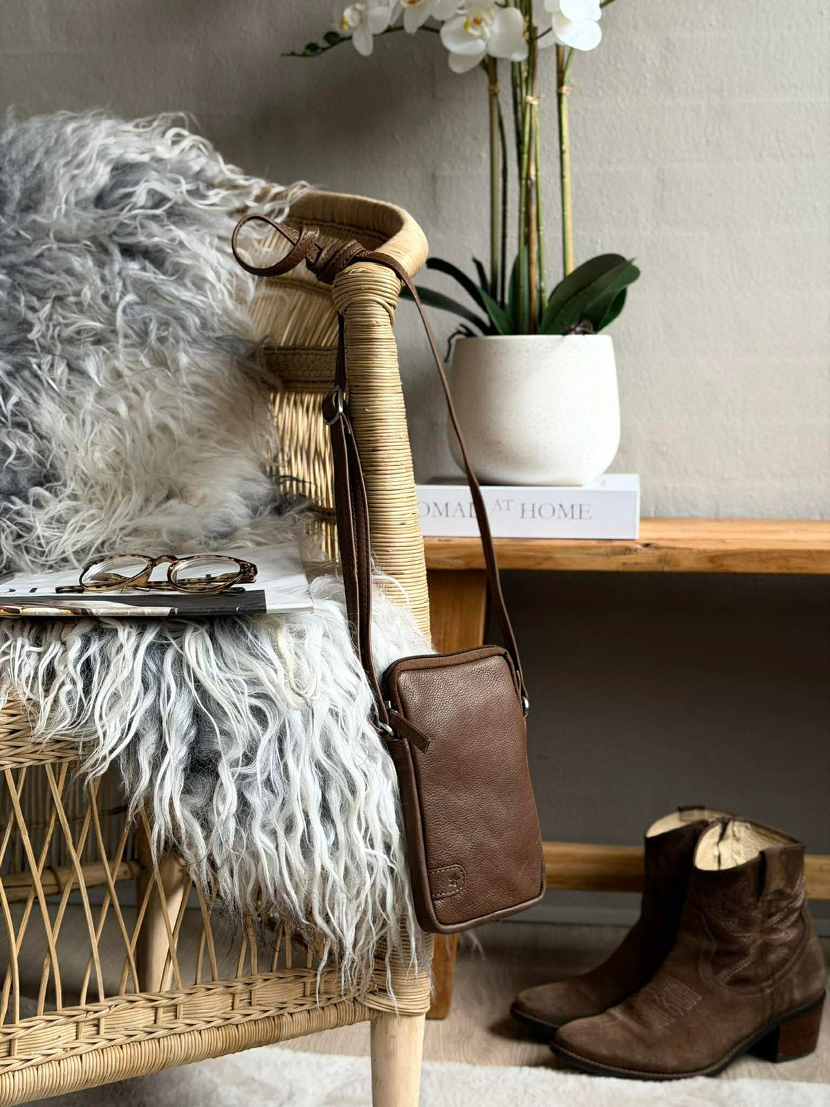 Telefoontas Misse - Coffee / silver