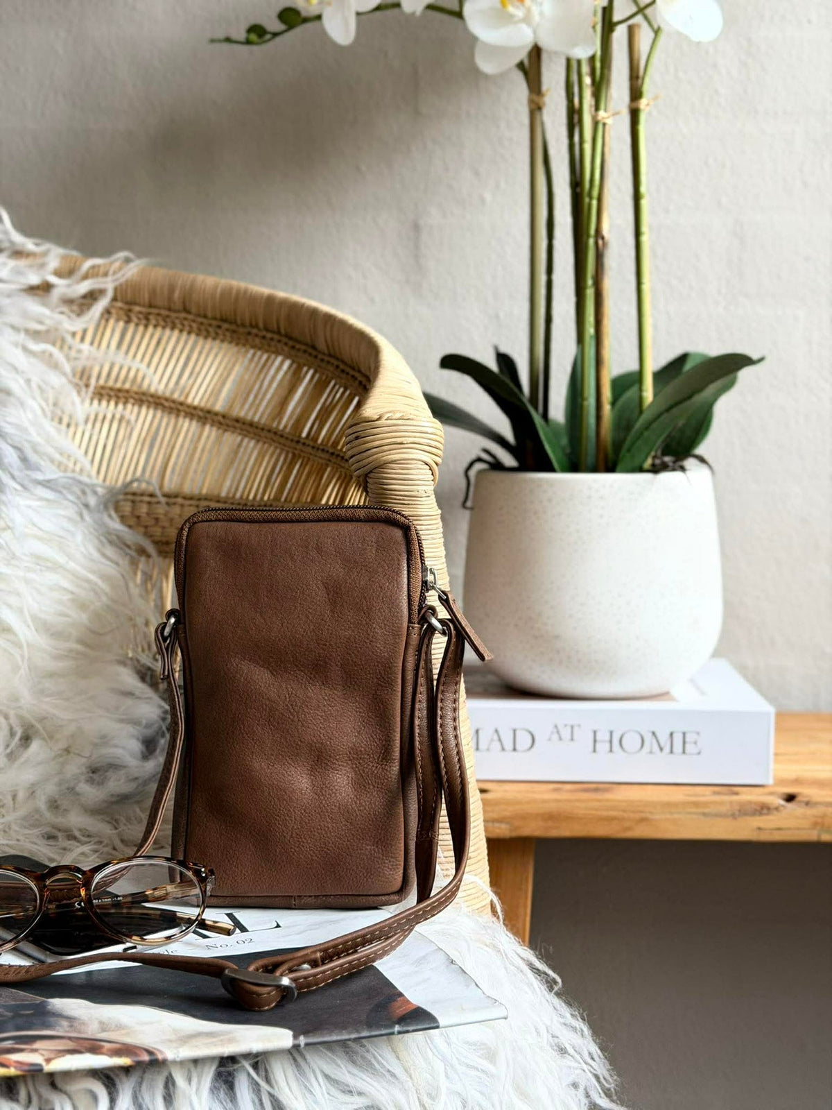 Telefoontas Misse - Coffee / silver