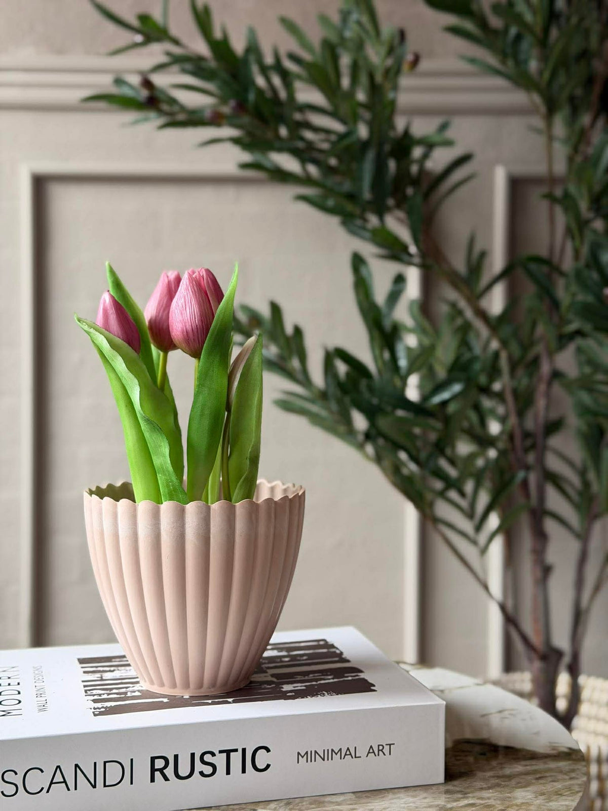 Pot in betonlook - Kleine Rosa
