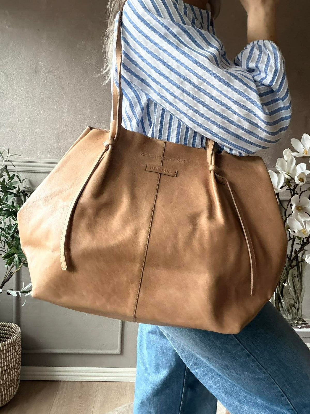Shopper XL van zachte leersoort - Zand