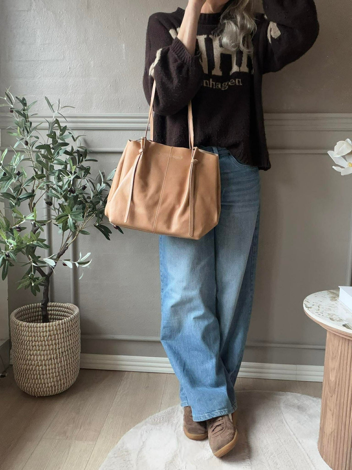 Shopper in zachte leersoort - Zand
