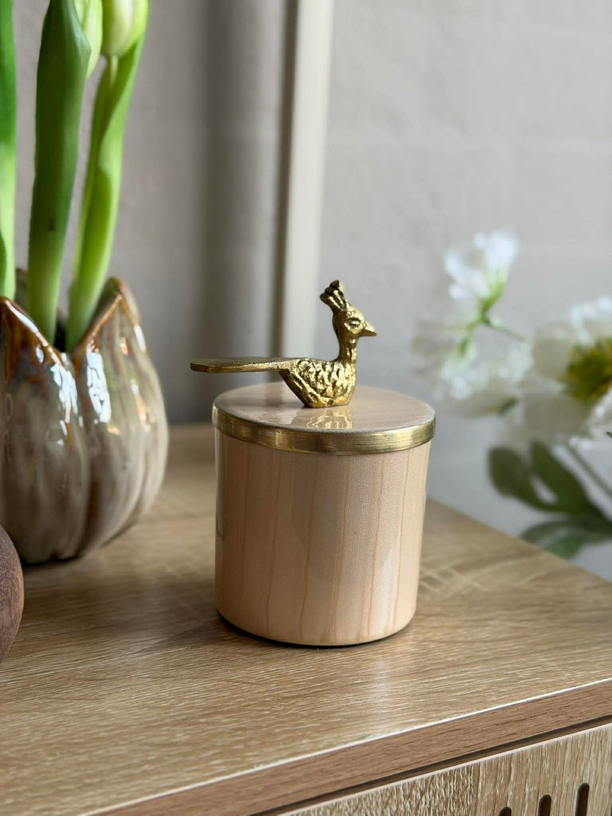 Pot met deksel – Beige met vogeltje in goud