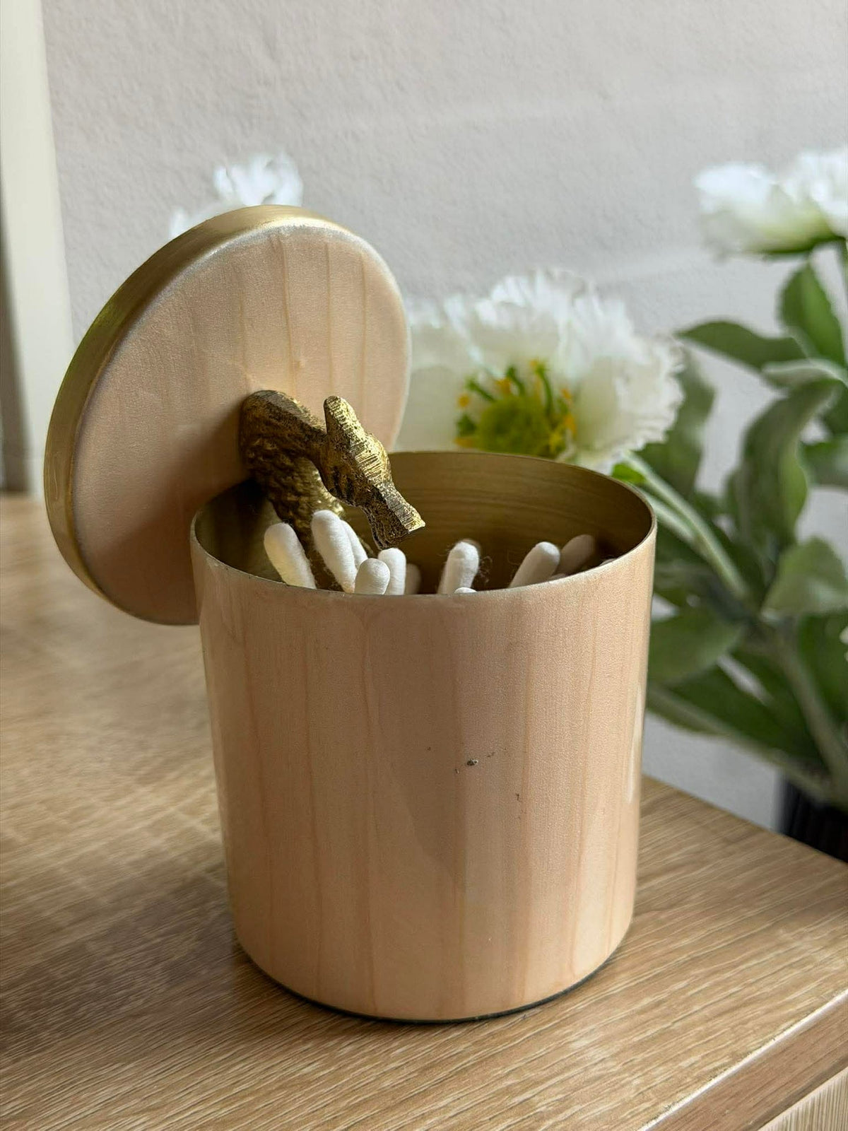 Pot met deksel – Beige met vogeltje in goud