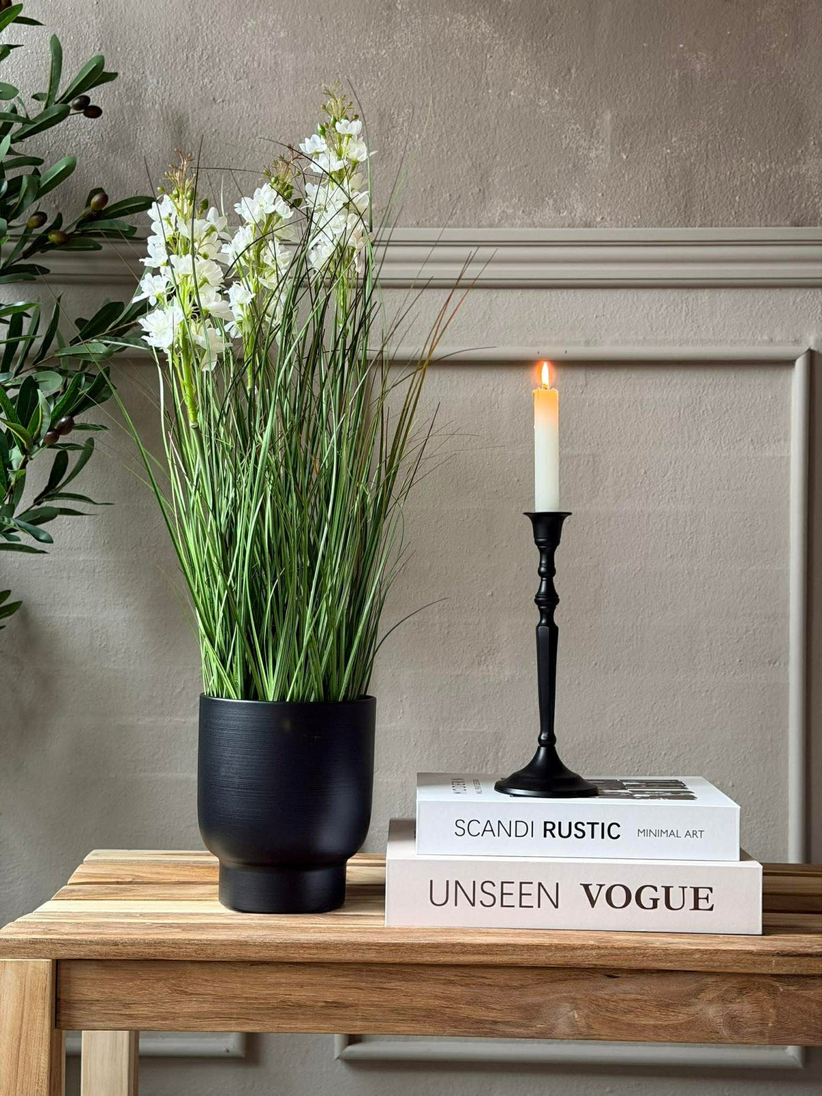Witte guldenroede in pot voor binnen en buiten - 72 cm