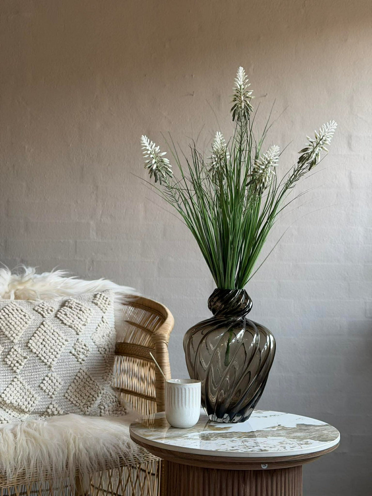 Witte lupine in boeket voor binnen en buiten - 70 cm