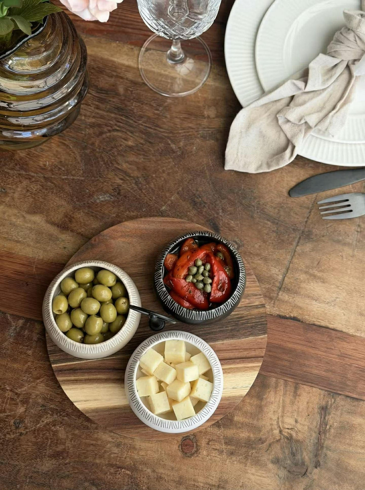 Tapas - 3 schalen op rond bord