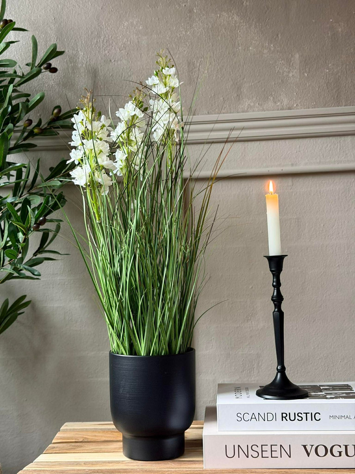 Witte guldenroede in pot voor binnen en buiten - 72 cm