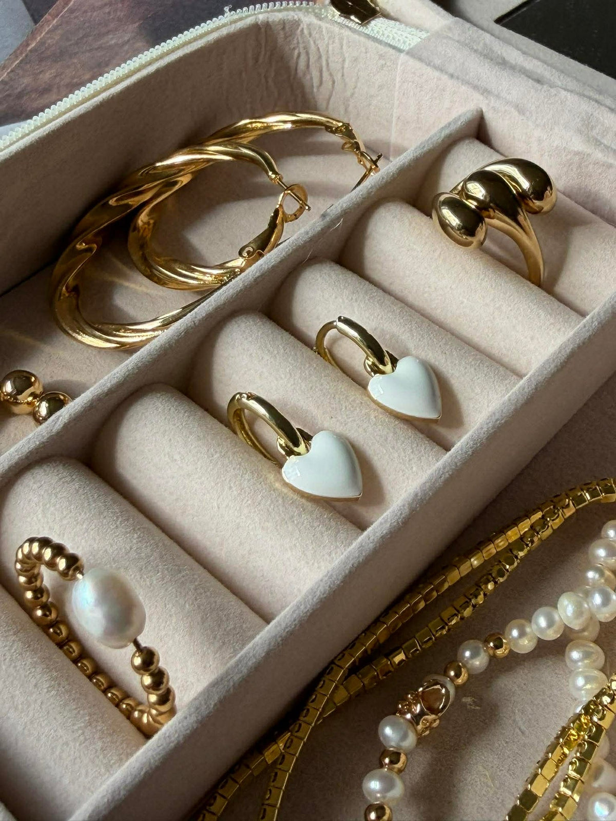 Oorbellen Dina - verguld Off White