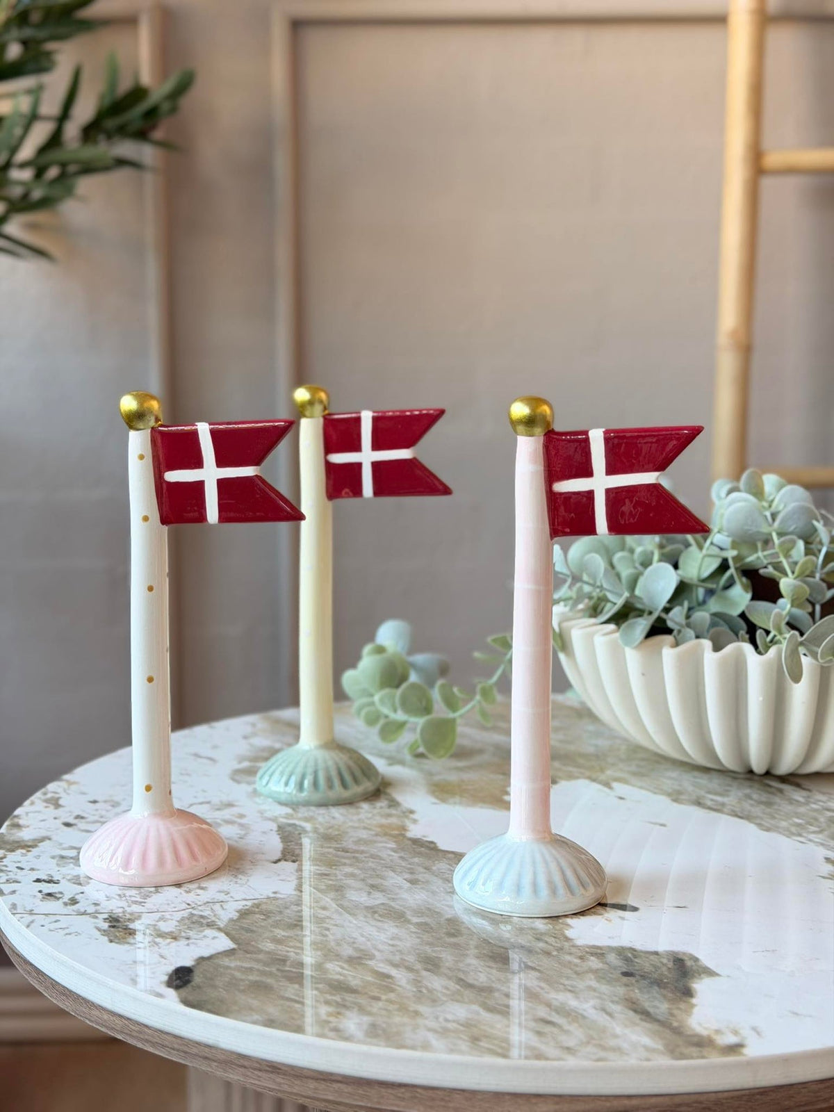 Vlag keramiek – Mix H 19 cm