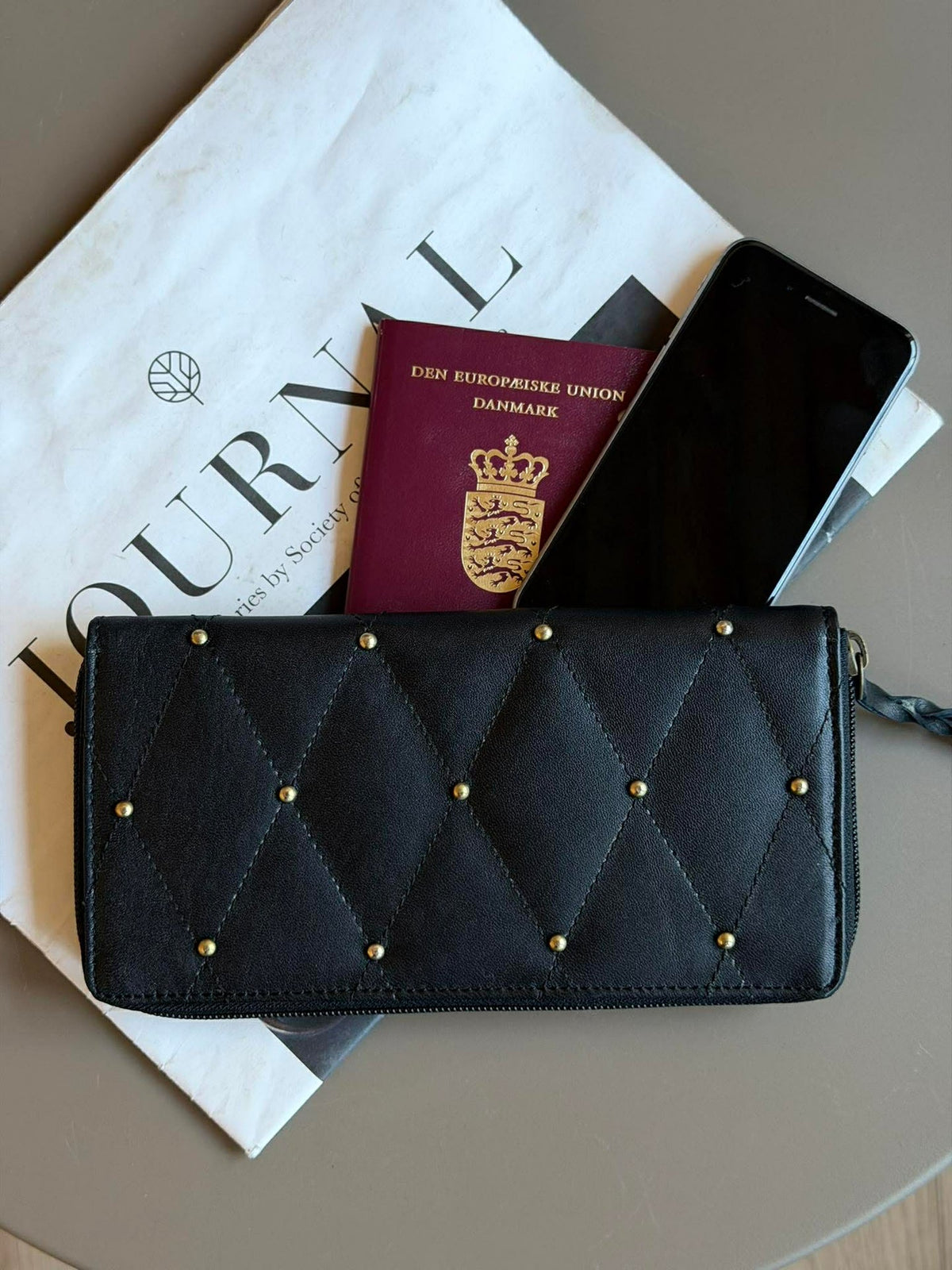 Clutch met studs - LIMA Small zwart