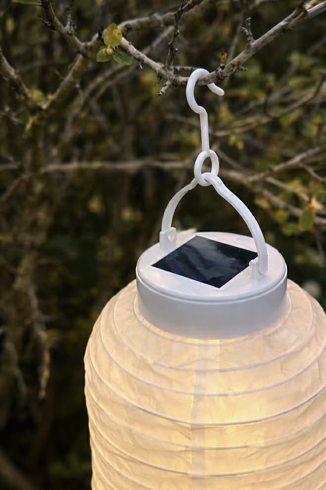 Lamp met zonnecellen – White