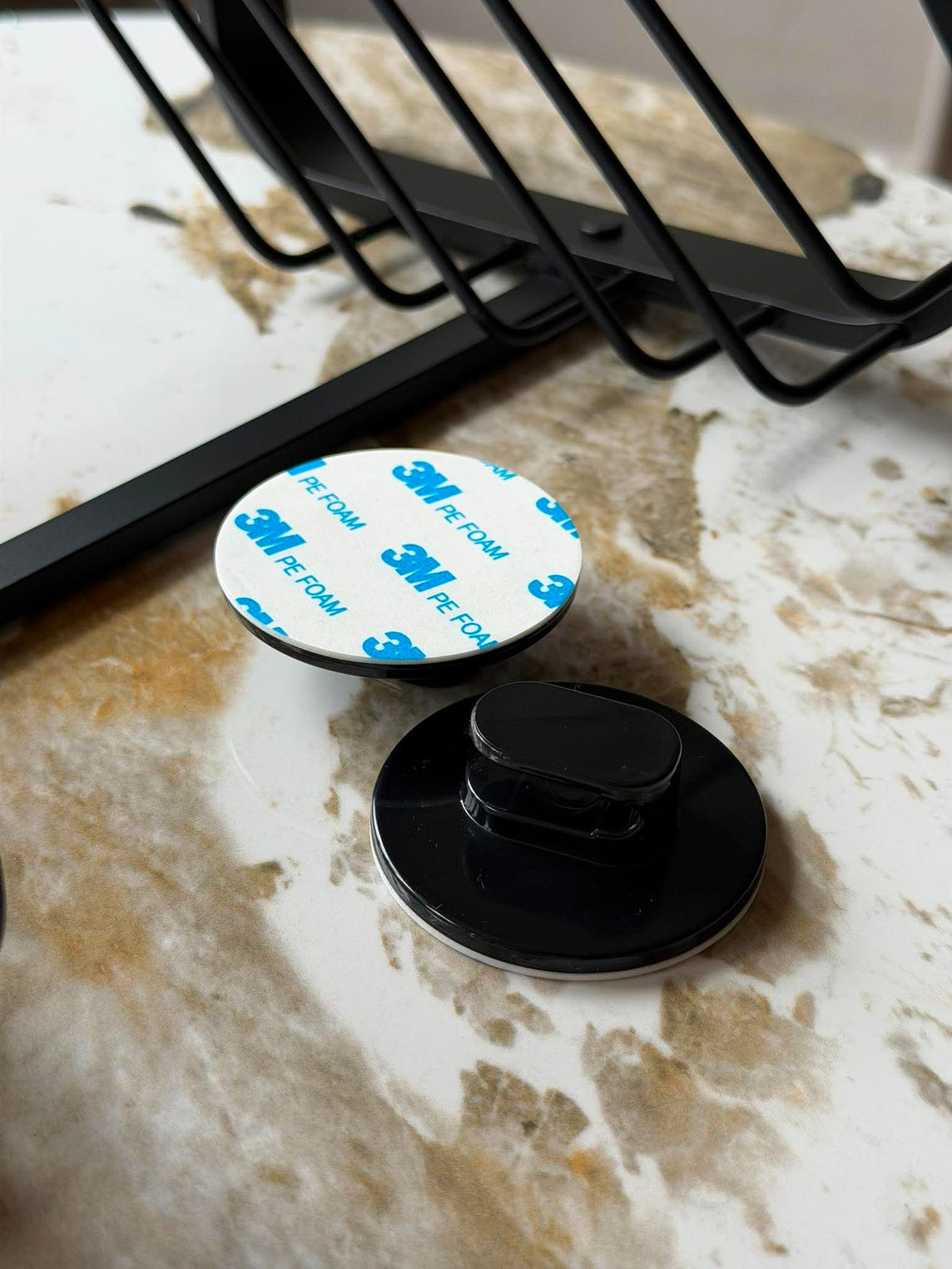 Dubbel hoekrek voor de badkamer - Zwart aluminium