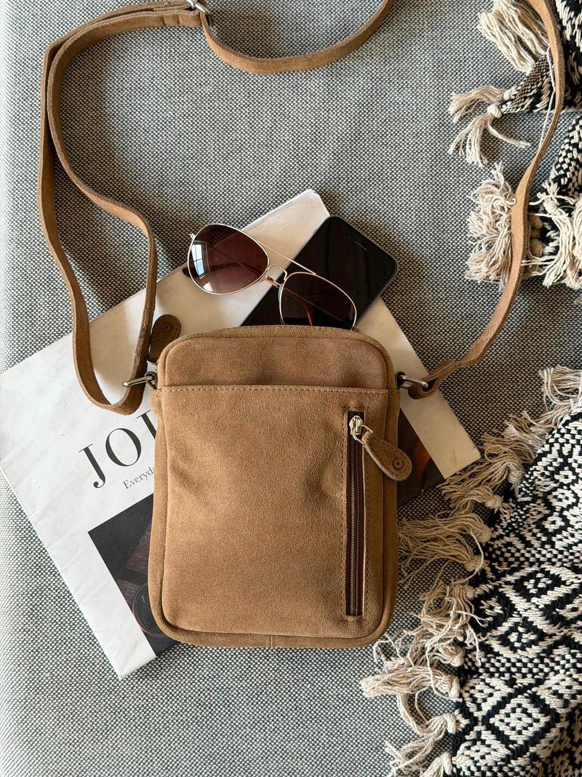 Telefoontasje Daily - Suede beige
