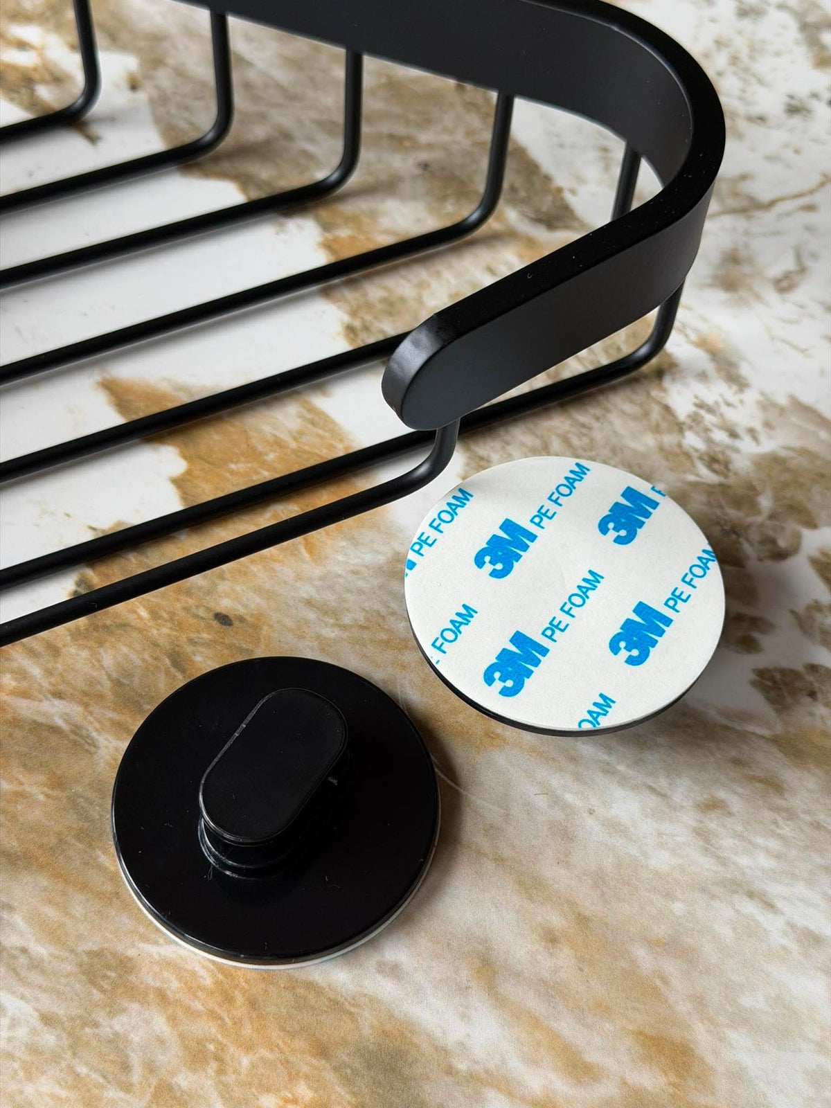 Hoekplank voor de badkamer - Zwart aluminium