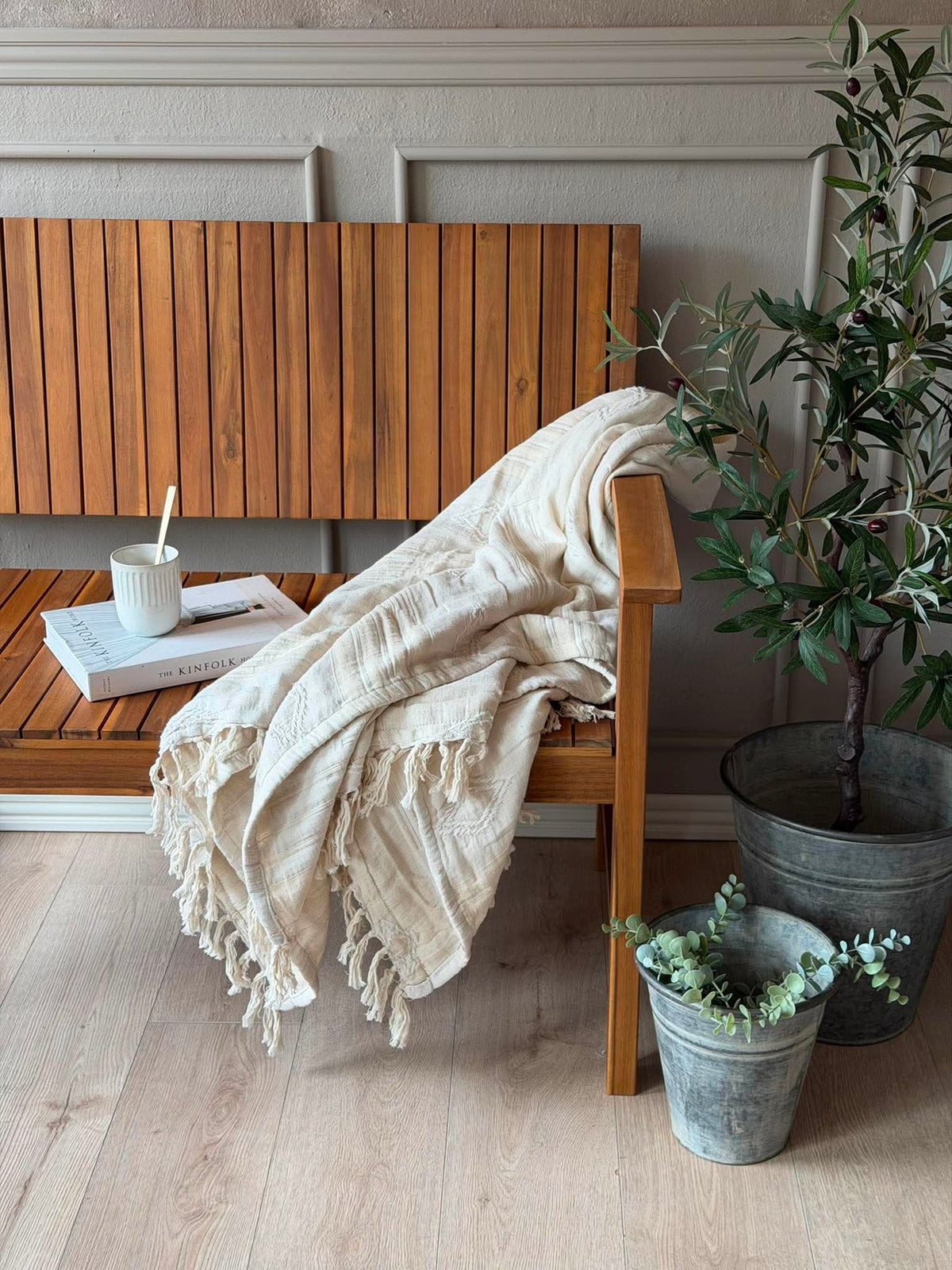 Bank met rug Tokyo