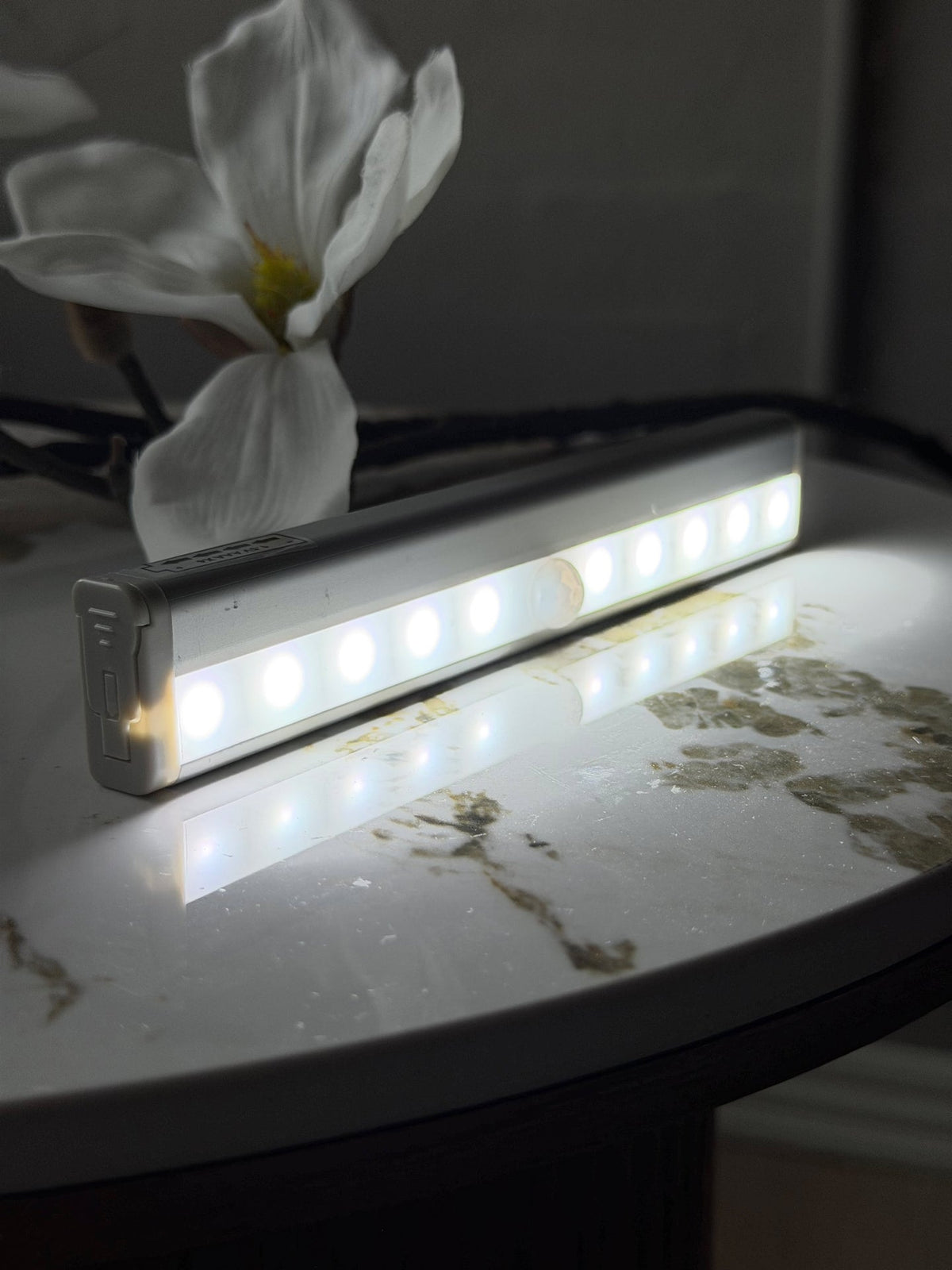 LED kastlamp met sensor