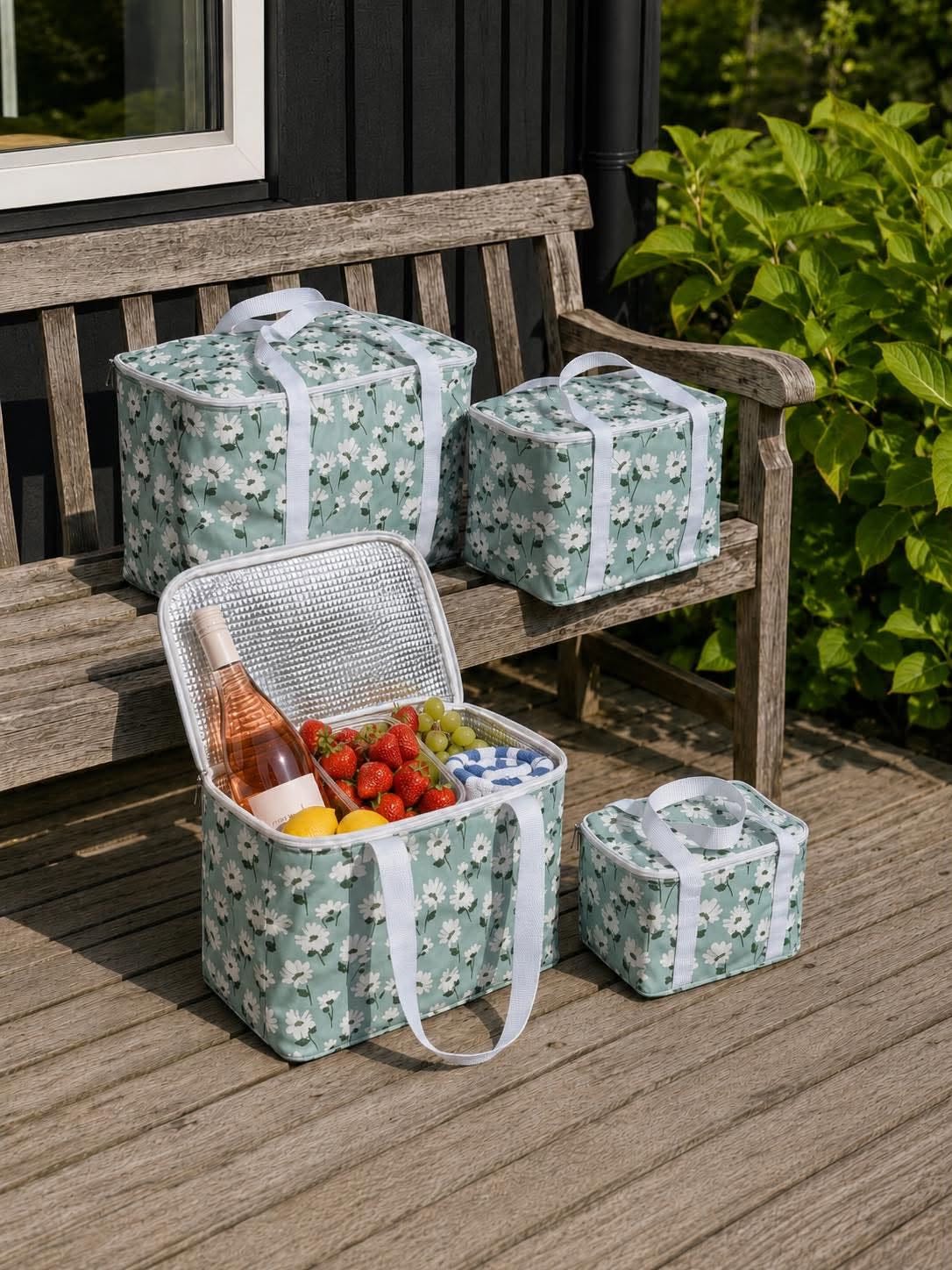 Koeltas met witte bloemen - meerdere maten