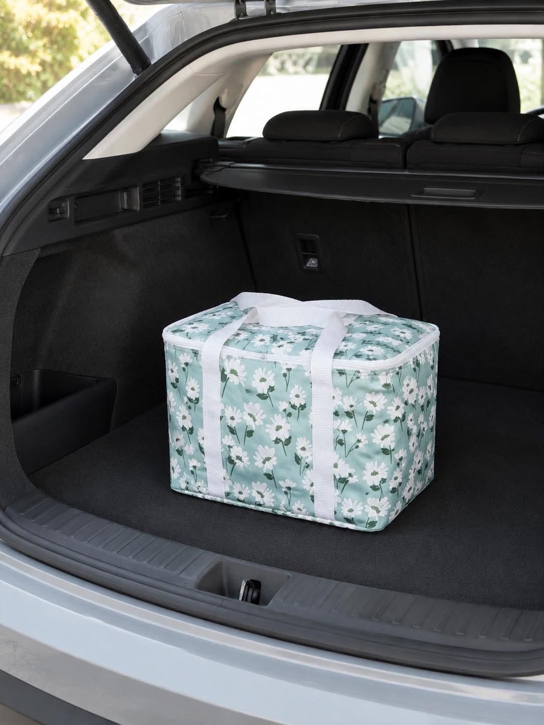 Koeltas met witte bloemen - meerdere maten