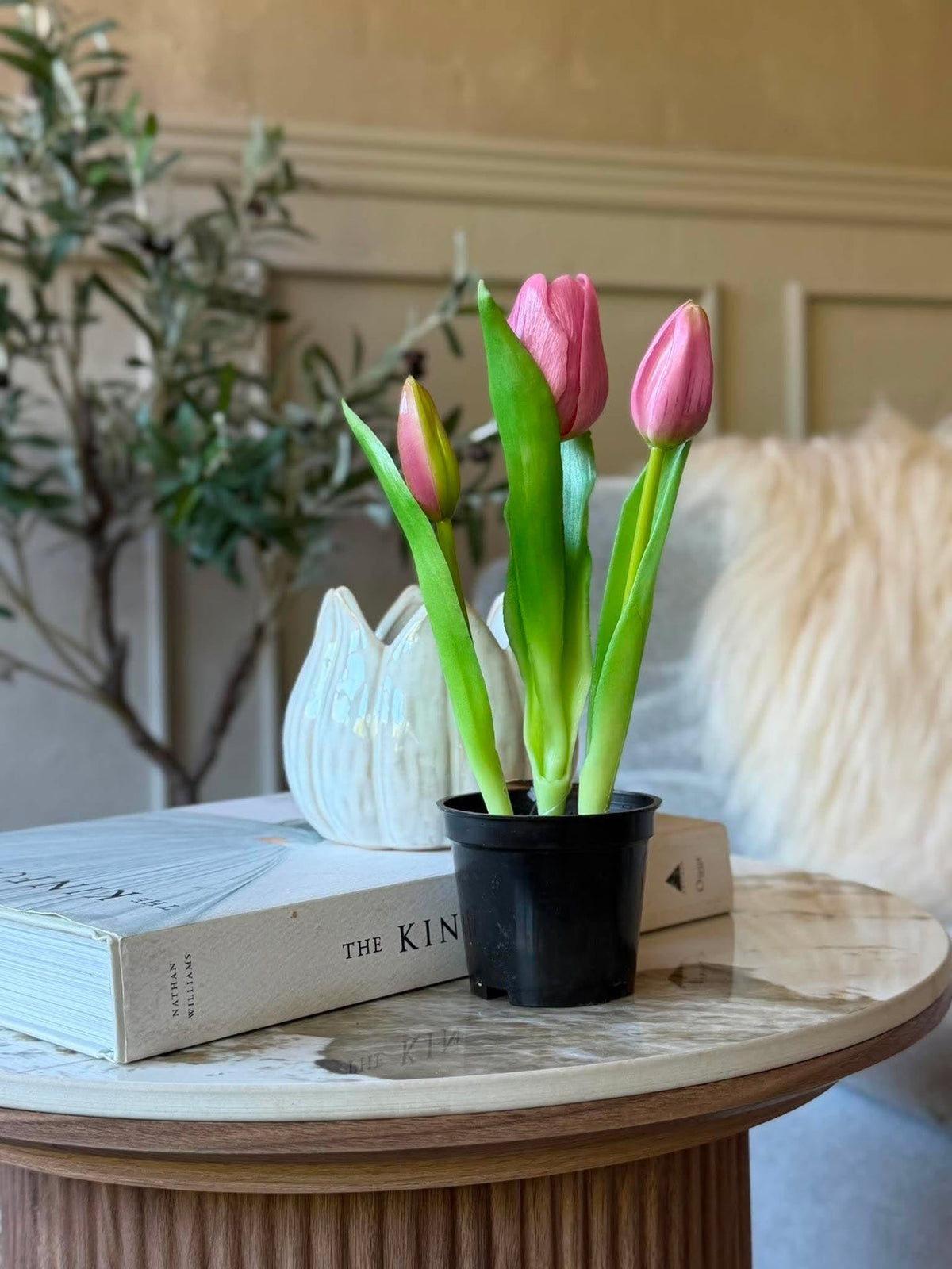 Tulp in pot - Donkerroze met 3 bloemen