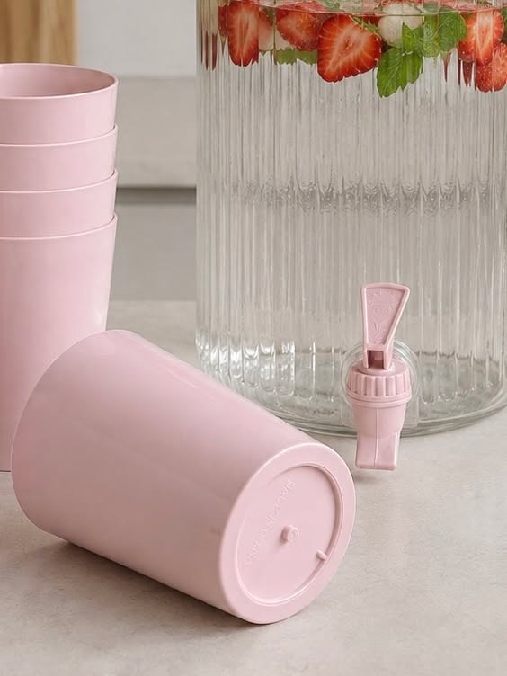 Dispenser met drinkglazen - meerdere kleuren