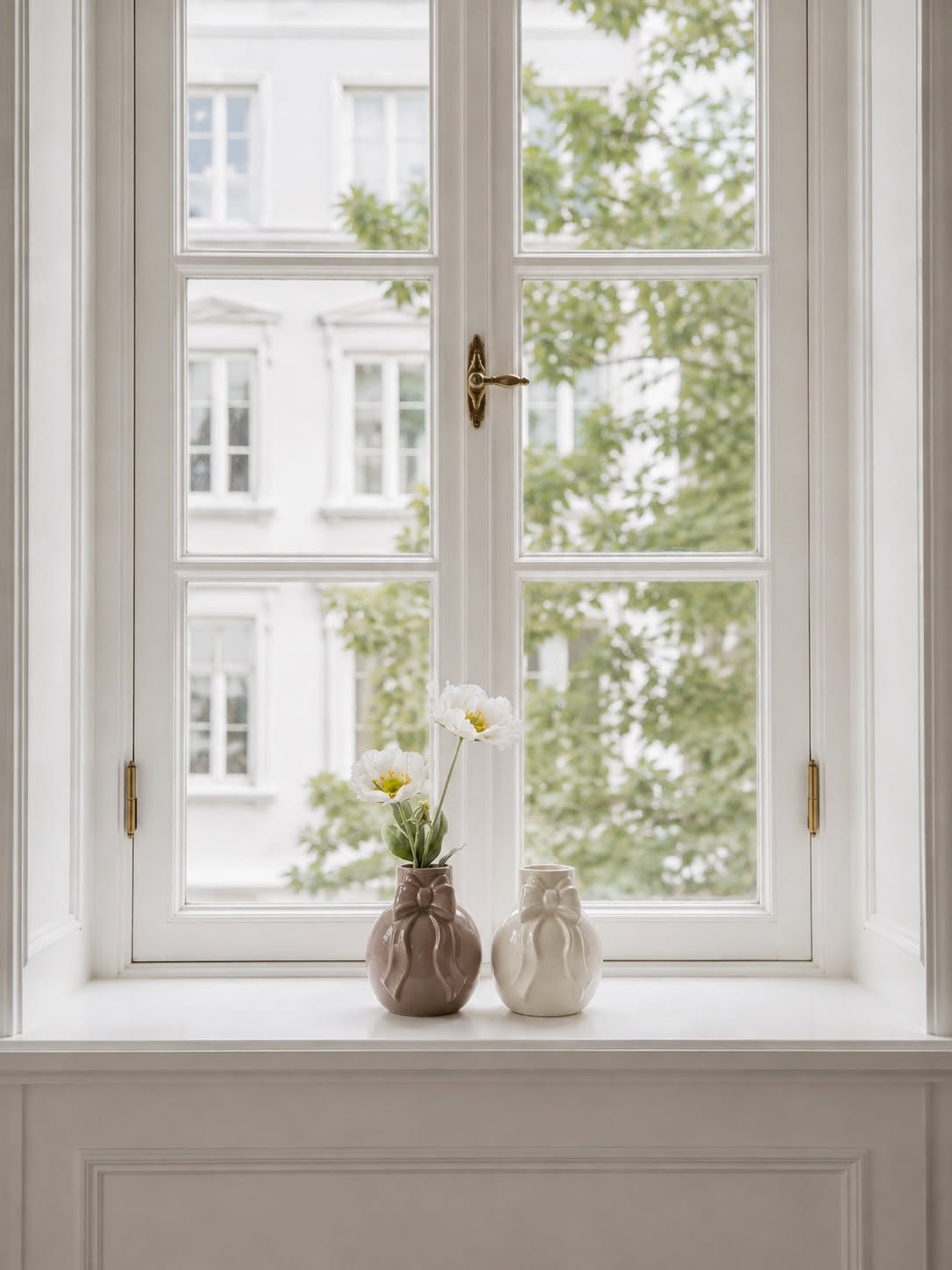 Vaas met strik - White