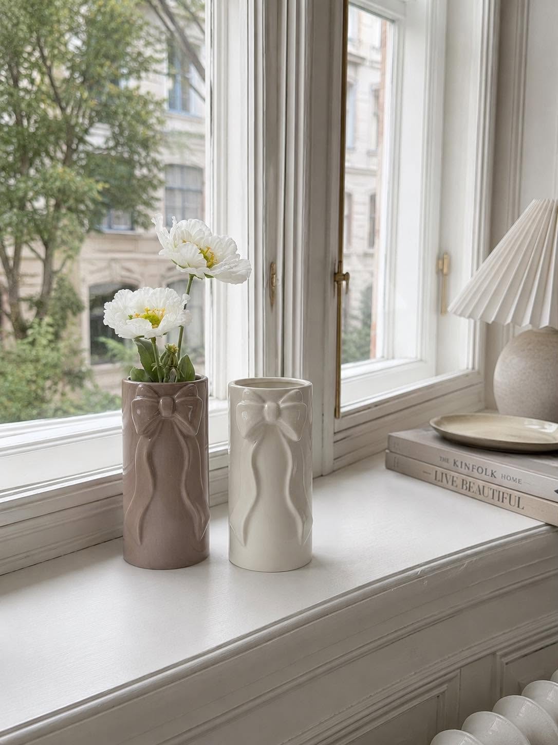 Vaas met strik - White