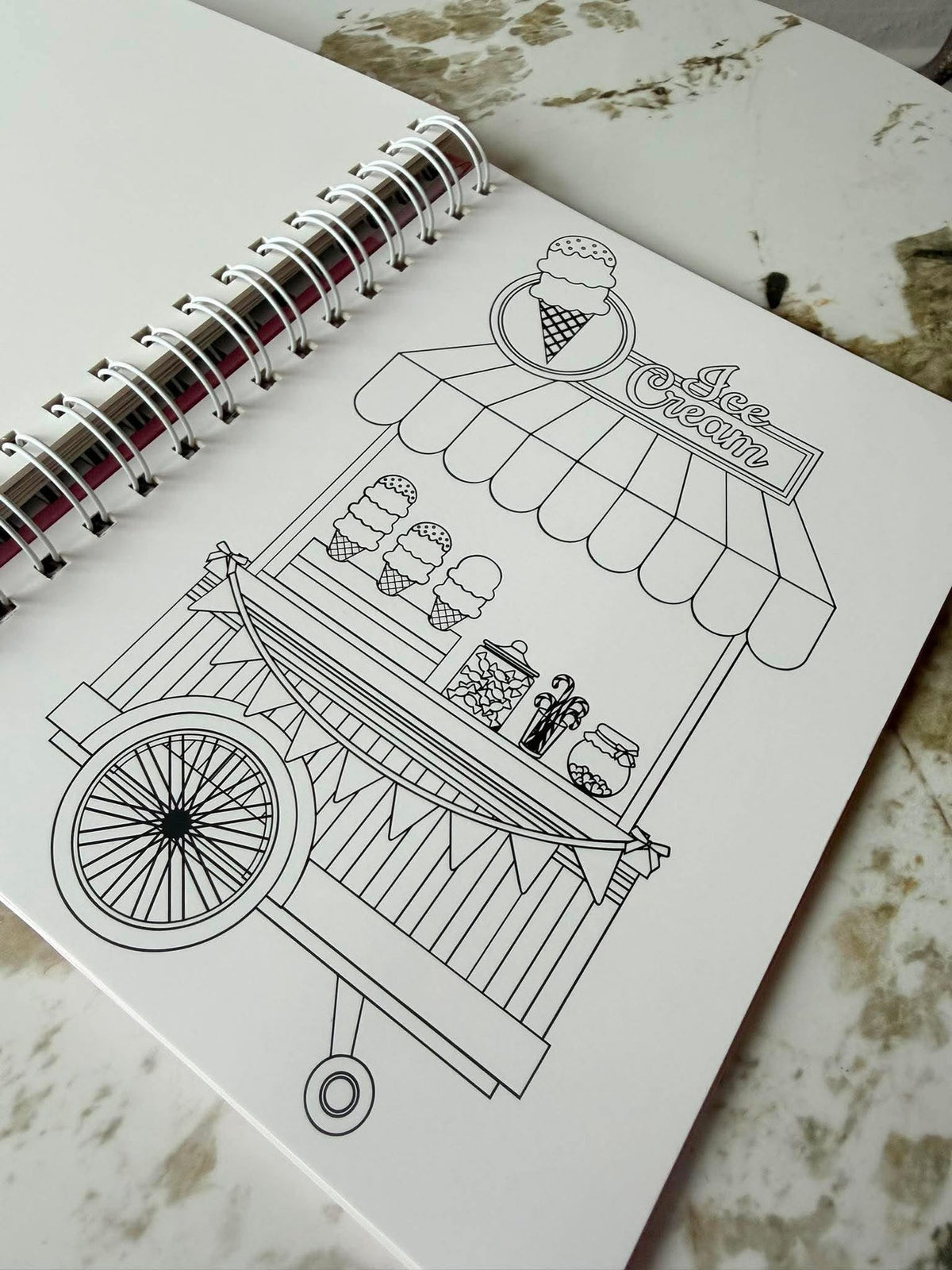 Boek met diamond-deco