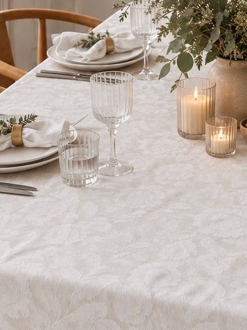 Tafelkleed JACQUARD flower - Wit