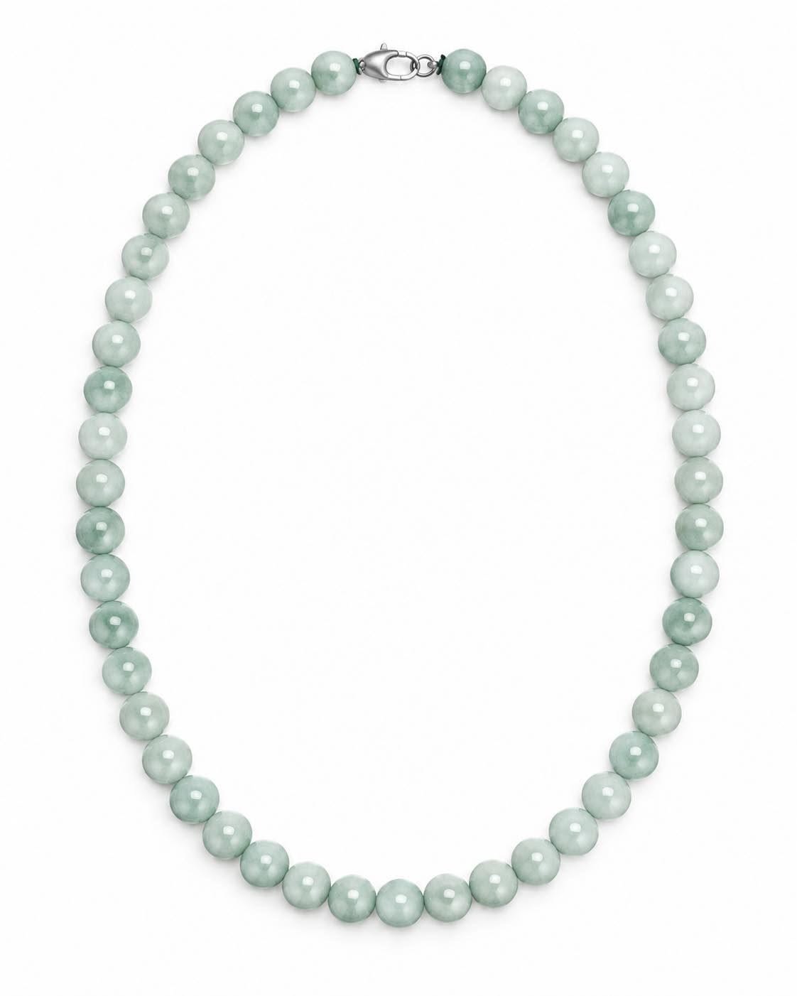 Collier Mary Jade vert avec perles rondes et fermoir