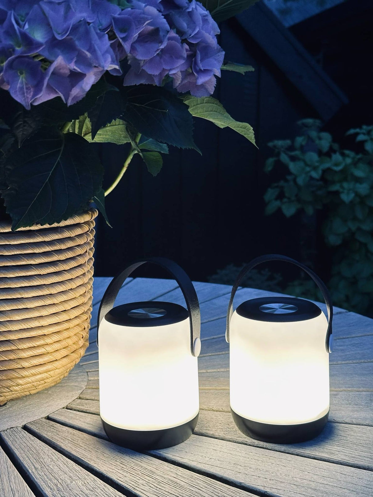 LED-touchlantaarn met bandje