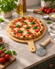 Pizzaplank met pizzasnijder – FSC hout