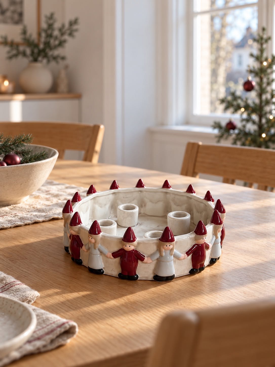 Kandelaar voor advent – kerstmannetjes in een kring
